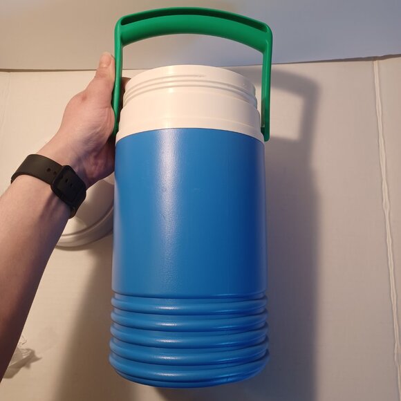 IGLOO Classics Half Gallon Water Jug Cooler Blue Green Handle - Picture 7 of 10
